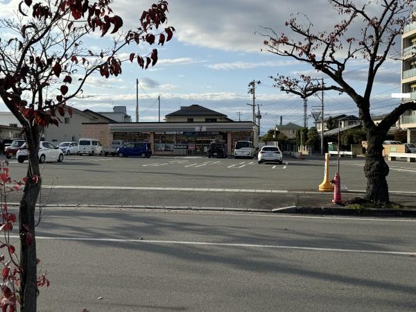 山形市鈴川町２丁目　1号棟(セブンイレブン山形花楯2丁目店)
