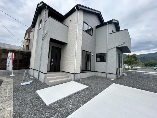 山形市鈴川町２丁目　1号棟