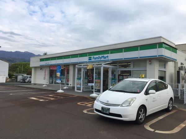 山形市篭田３丁目の土地(ファミリーマート山形南栄町二丁目店)