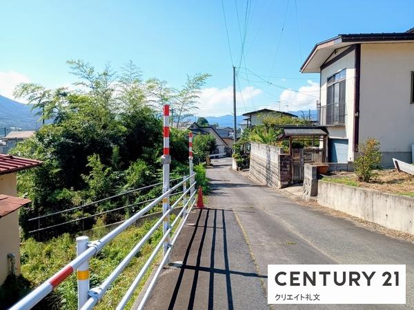 上山市四ツ谷１丁目の中古一戸建て
