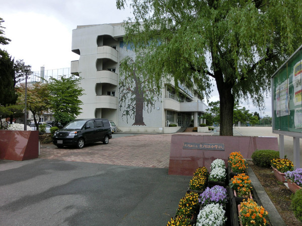 寒河江市東新山町の中古一戸建て(寒河江市立寒河江小学校)