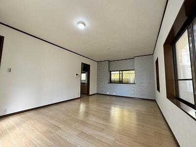 三田市つつじが丘南２丁目の中古一戸建て