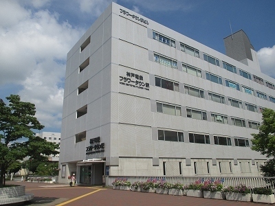 サンディ・パークス3番館(フラワータウン駅(神鉄公園都市線))