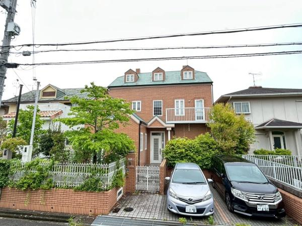 神戸市北区藤原台南町４丁目の中古一戸建