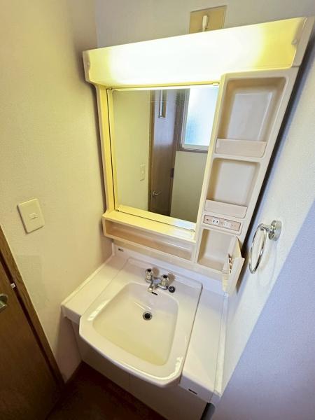 三田市あかしあ台１丁目の中古一戸建て