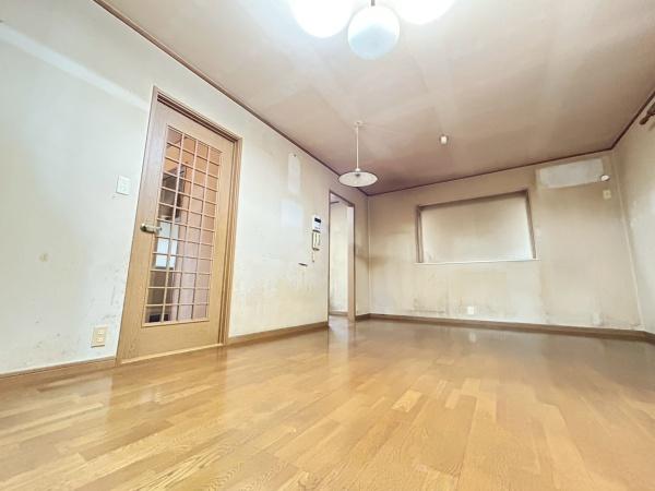 三田市あかしあ台１丁目の中古一戸建て