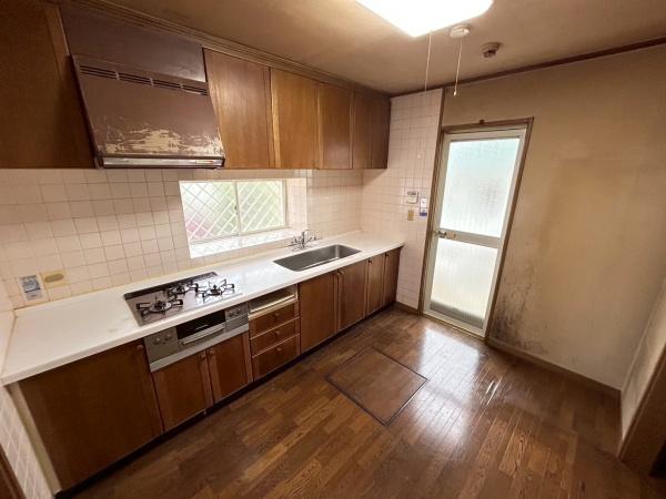三田市あかしあ台１丁目の中古一戸建て