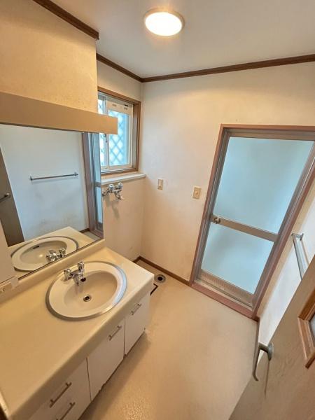 三田市あかしあ台１丁目の中古一戸建て