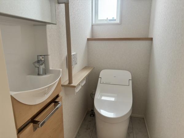 三田市あかしあ台２丁目の中古一戸建て