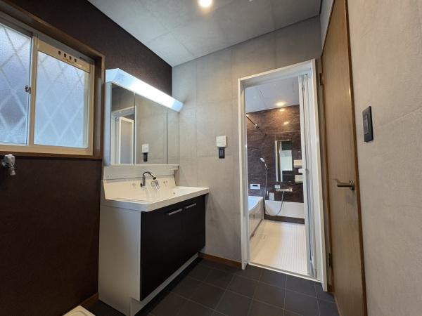 西宮市北六甲台４丁目の中古一戸建て