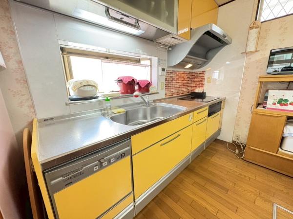三田市つつじが丘南１丁目の中古一戸建て