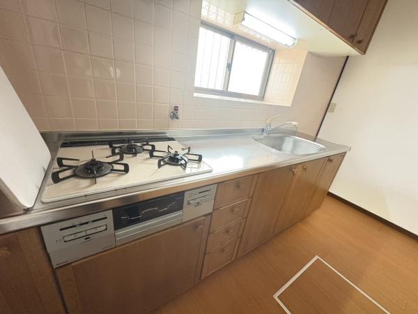 三田市つつじが丘南２丁目の中古一戸建て