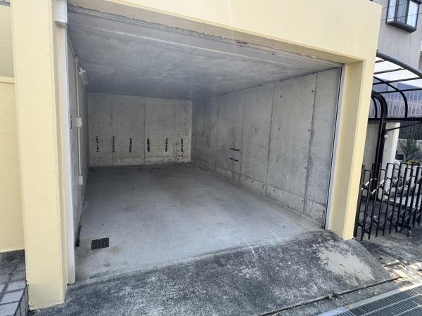 西宮市北六甲台１丁目の中古一戸建て