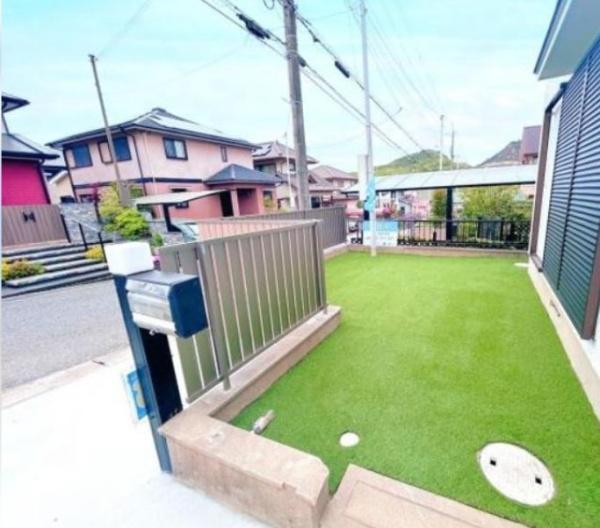 三田市つつじが丘北１丁目の中古一戸建て
