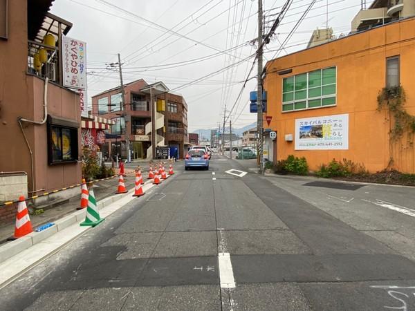 小栗栖森本町＿店舗付住宅