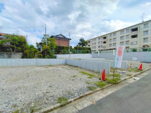 京都市伏見区桃山町泰長老の土地