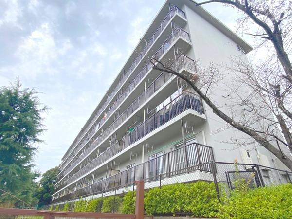 醍醐上ノ山団地B3棟