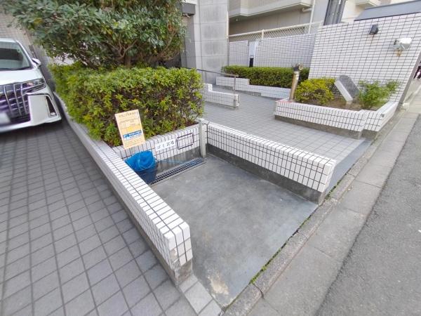グラン・ドムール伏見桃山