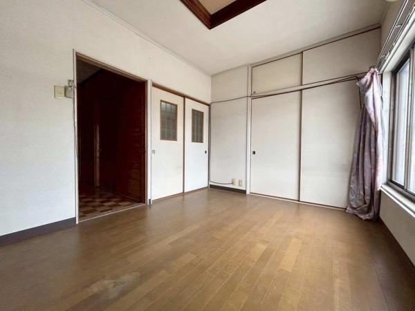京都市山科区西野山射庭ノ上町の中古一戸建て