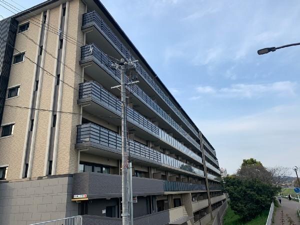 プレサンスレジェンド六地蔵