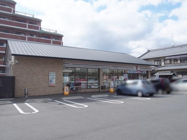 京都市伏見区深草大亀谷金森出雲町の土地
