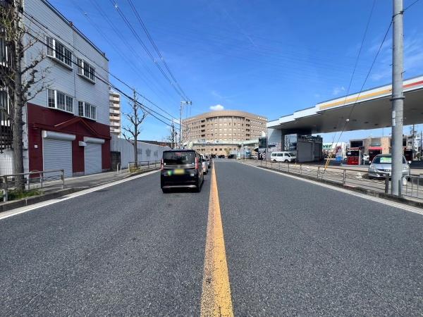 下鳥羽広長町＿店舗付住宅