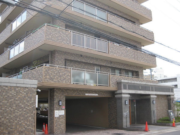 パデシオン醍醐駅前