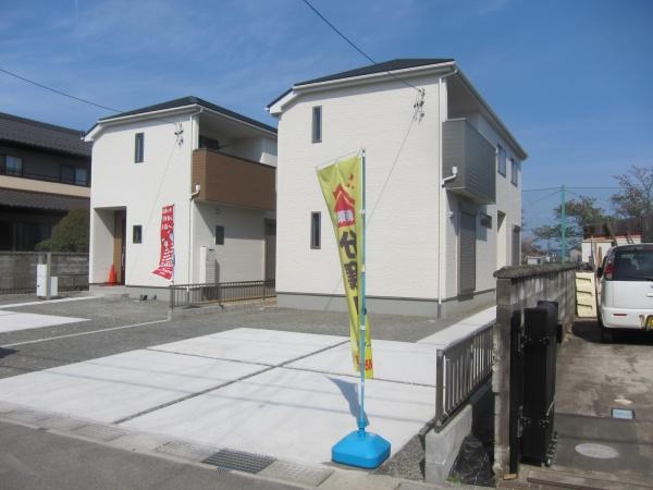 LIGNGE大垣市墨俣町二ツ木1号棟(全2棟)