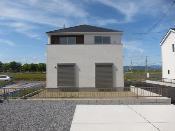LIGNAGE瑞穂市田之上2号棟(全4棟)