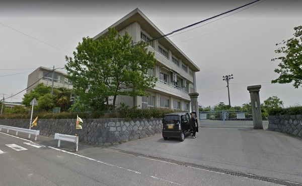 大垣市昼飯町の土地(大垣市立青墓小学校)