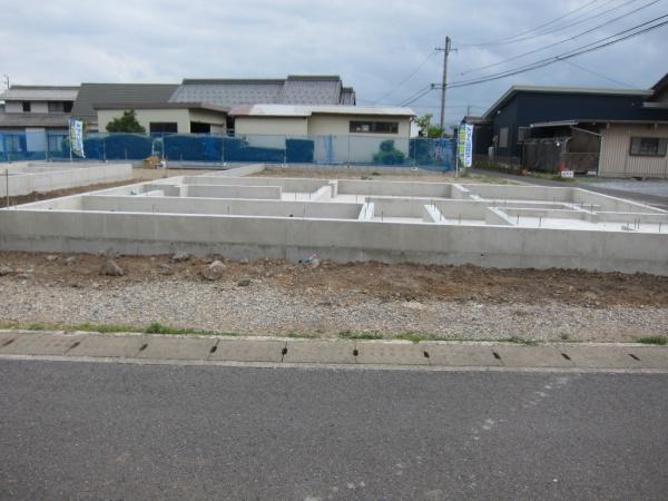 AiTOWN大垣市昼飯町1号棟(全2棟)