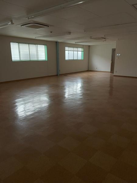 安八郡神戸町大字安次　売店舗・事務所