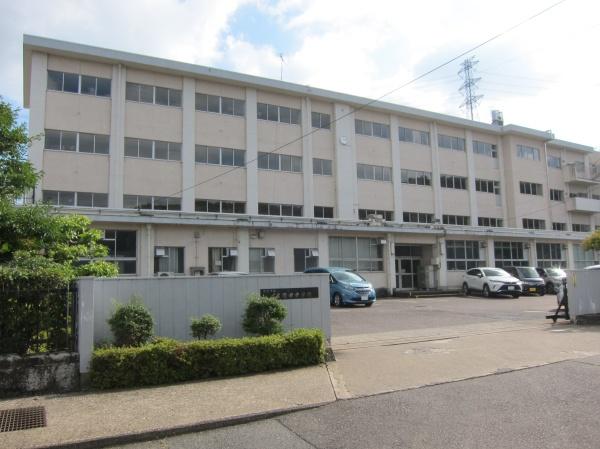 岐阜市粟野東３丁目の土地(岐阜市立岩野田中学校)