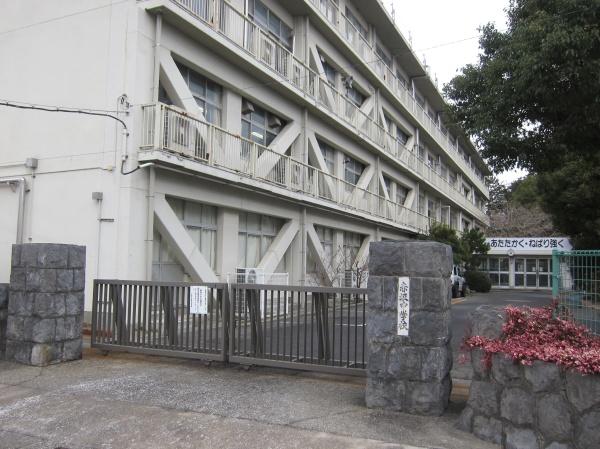 大垣市昼飯町の土地(大垣市立赤坂中学校)