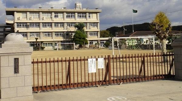 倉敷市水島西栄町の土地(倉敷市立第四福田小学校)