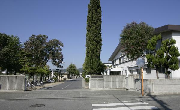 倉敷市東町の土地(倉敷市立東中学校)