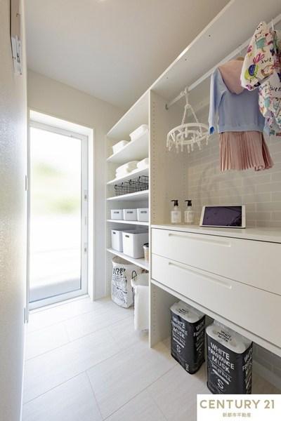 浅口市金光町須恵の中古一戸建て(洗面台・洗面所)