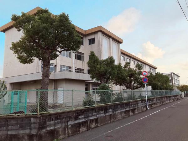 tochito　南区福富西Ⅲ　1号地(岡山市立福浜中学校)