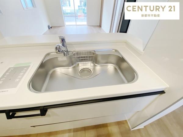 ブルーミングガーデン岡山市南区築港栄町　２号棟