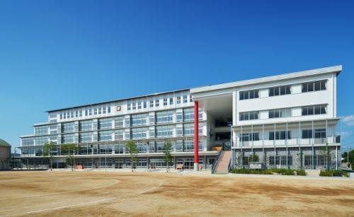 ルルーディア東区西大寺中野③(岡山市立西大寺小学校)