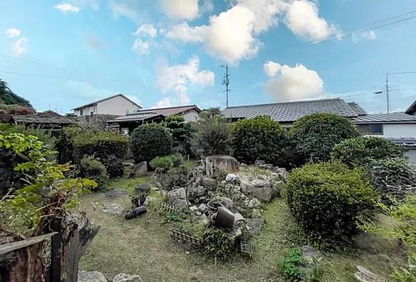倉敷市玉島上成の中古一戸建て(庭)