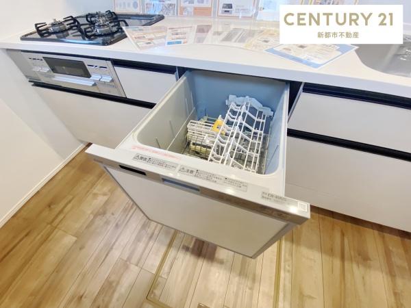 岡山市北区辛川市場1期2区画　2号棟