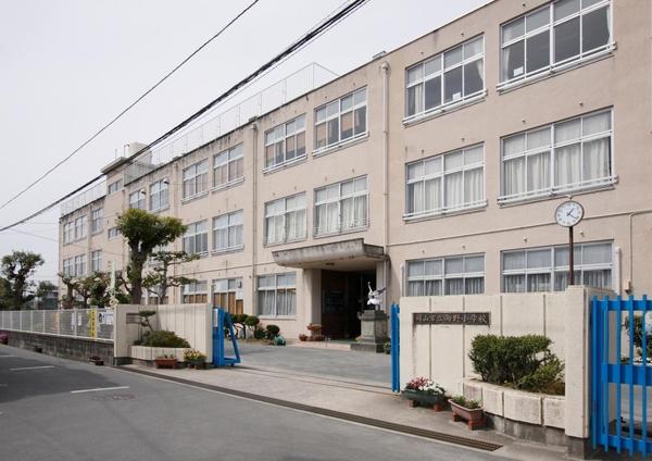 サーパス中井町(岡山市立御野小学校)