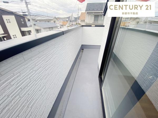 テラシエ岡山市中区山崎２期　１号棟