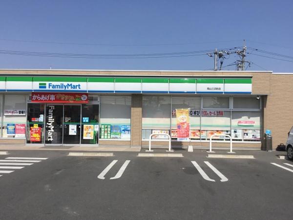 テラシエ岡山市南区千鳥町 3号棟(ファミリーマート岡山三浜町店)