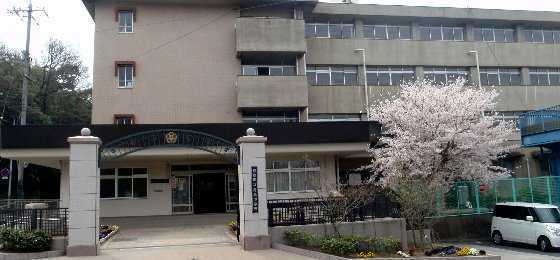 倉敷市児島稗田町の中古一戸建て(倉敷市立児島中学校)
