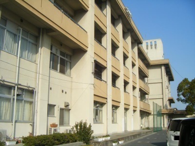 テラシエ岡山市南区藤田1期 2号棟(岡山市立藤田中学校)