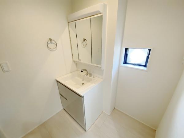 グラファーレ北区西辛川２期　１号棟