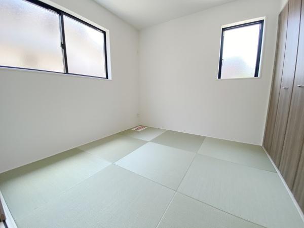 グラファーレ北区西辛川２期　１号棟