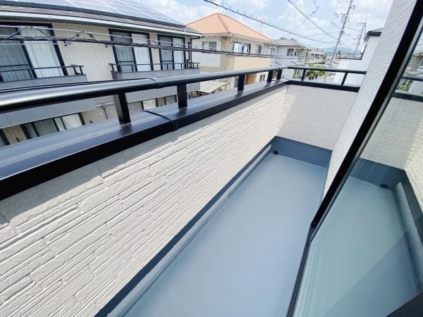 グラファーレ北区西辛川２期　１号棟